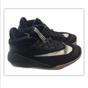 Nike Future Flight Basketball Sneakers Size 5Y